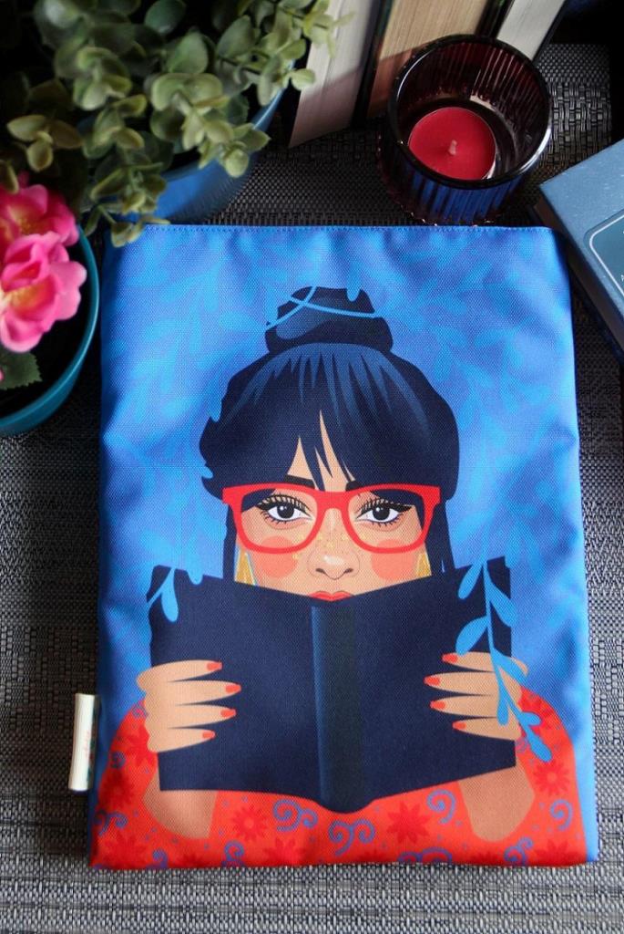 KÉKIKE - KÖNYVVÉDŐ TOK