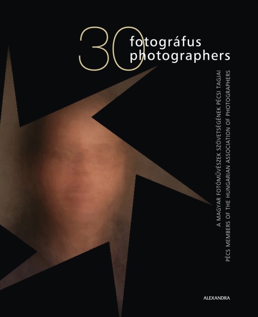 30 fotógráfus